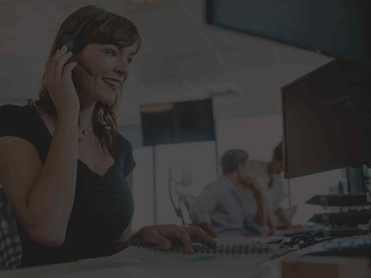 https://greenfuturesolutions.com.au/wp-content/uploads/2018/10/inner_office.jpg